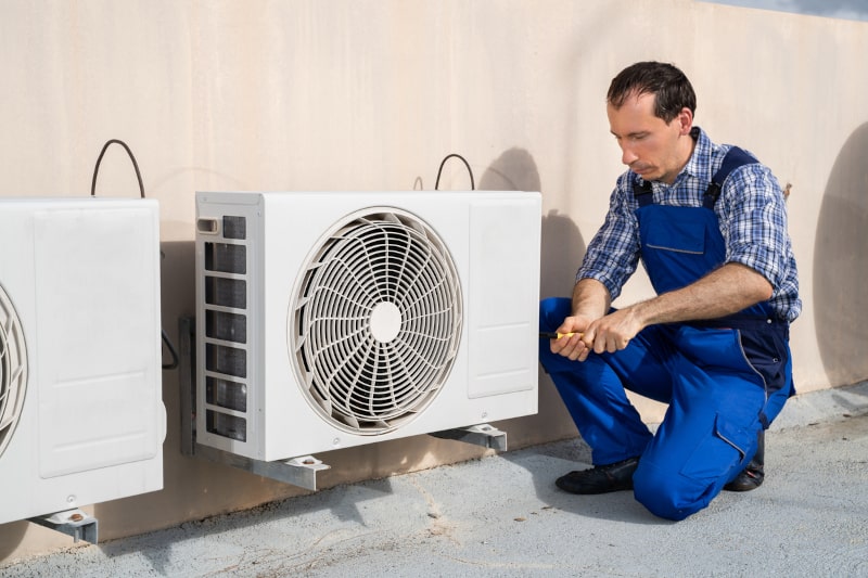 4 Signs of a Bad AC Compressor in Leslie, KY